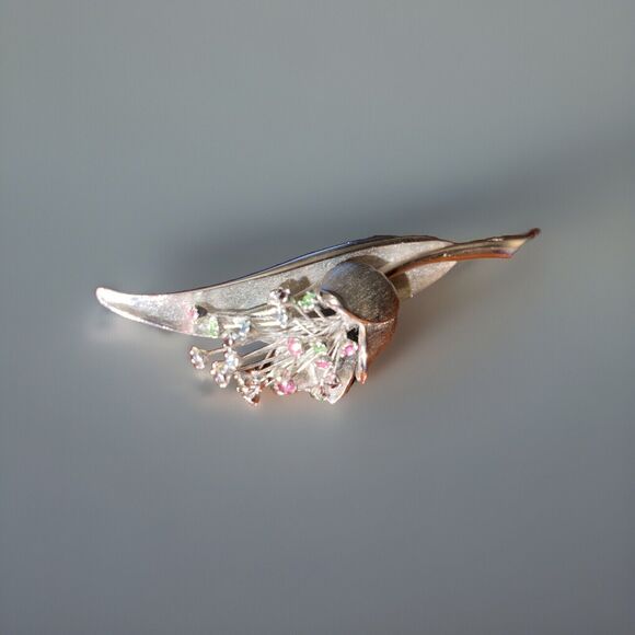 Vintage JOMAZ MAZER Style Colorful Rhinestone Brushed Silver Tone Flower Brooch - Picture 1 of 7
